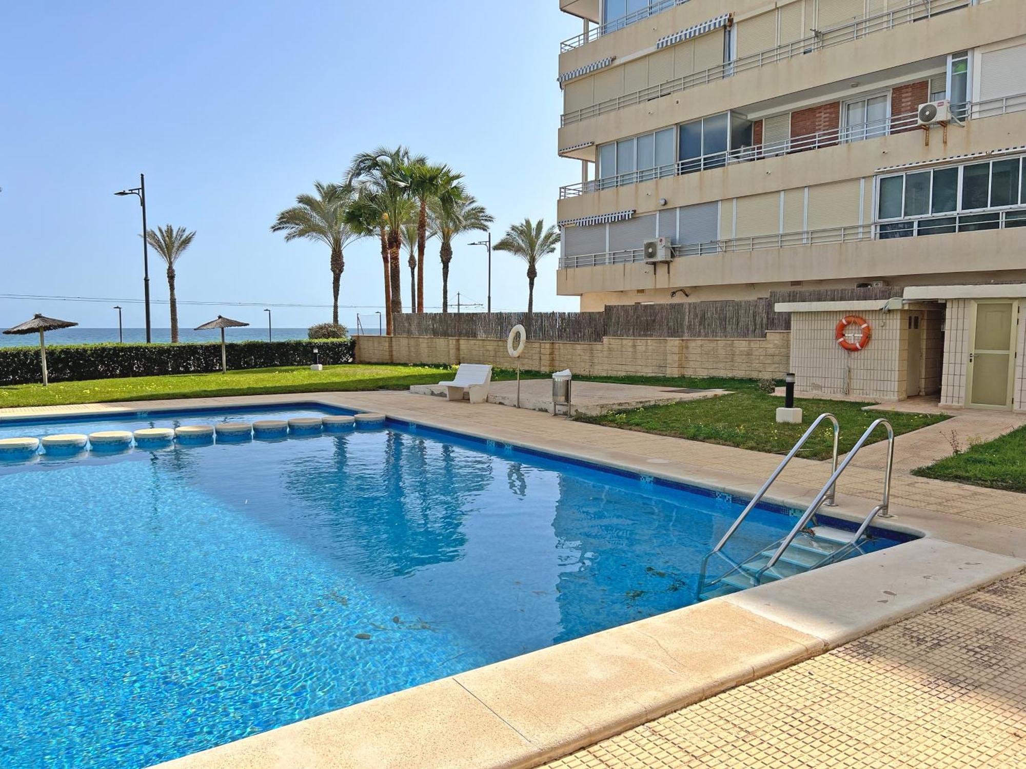 Oasis Frente Al Mar. Parking Gratis Apartment El Campello Ngoại thất bức ảnh